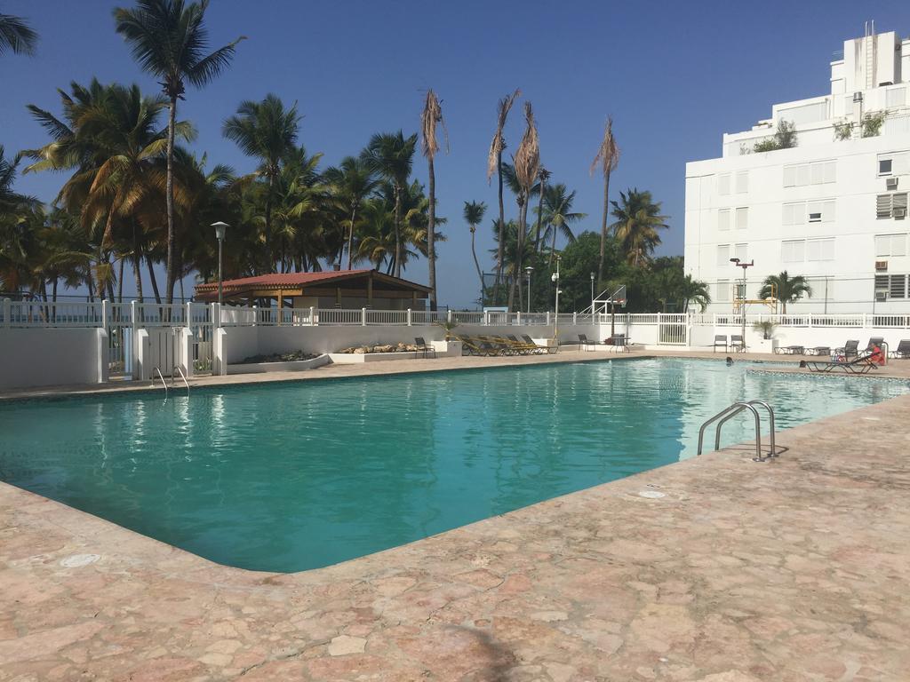 Marbella Del Caribe Beachfront Сан Хуан Екстериор снимка